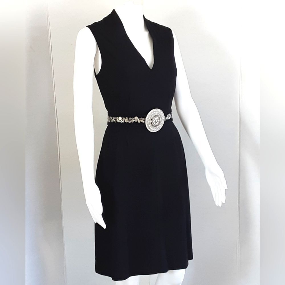 CYNTHIA STEFFE Elegant Black Stretchy Knit Sleeveless V-Neck Sheath Dress Sz 8